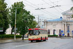 Škoda 14Tr10/6 #2121 der Linie 16 am 06.07.2021, Stoties gatvė, Vilnius