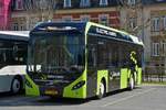 SL 3480, Volvo 7900 Hybrid von Sales Lentz, abgestellt auf dem Busparkplatz in der Stadt Luxemburg. 29.03.2019