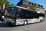 RG 5001, Setra S 416 LE von Sales Lentz, an der Bushaltestelle  Lann  in Wiltz, unterwegs auf der Strecke Ettelbrück - Bastogne.