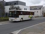 SL 3463, Setra S 415 UL von Sales Lentz, an der Haltestelle „Kirche“ in Marnach.