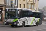 SL 5521, Iveco Crossway, von Sales Lentz, hat soeben die Haltestelle auf der Lann in Wiltz verlassen.
