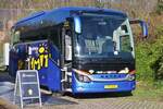 VS 2000, Setra S 500er Reihe, von Voyages Schmit, aufgenommen am Tag der offenen Tür, aus Anlass des 75 Jährigem Bestehen der Firma Demy Schandler in Keispelt, zum selben Zeitpunkt fand eine