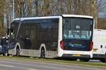 VV 2145, Heckansicht des MAN Lion’s City Elektrobusses von Vandivinit, nahe dem „Pole d’Echange Luxepo“ in der Stadt Luxemburg.