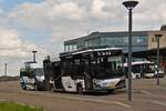 WE 3219, Karsan Atak, vo WEmobility, steht am Busbahnhof in Wiltz. 05.2023 (Handy Foto)