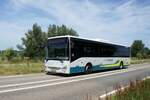 Niederlande / Bus Zeeland: Iveco Crossway LE (Wagen 5586) von Connexxion (Transdev Niederlande), aufgenommen im August 2022 in der Nähe von Schoondijke (Gemeinde Sluis).