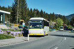 Temsa Safari von POSTBUS unterwegs als SEV-Kurs 14241 (Greifenburg-Weißensee Bahnhof - Lienz Bahnhof), am 14.4.2016  beim Halt an der Haltestelle Berg im Drautal Bahnhof.
Im Hintergrund sieht man schon den Verstärkungsbus daherkommen.