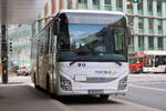 Iveco Crossway BD-15115 von Postbus beschildert als Linie 4166 am Busbahnhof in Innsbruck.