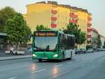 Graz. BD 15811 von Postbus ist hier am 10.05.2021 in de Schönaugasse zu sehen.