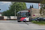Mercedes-Benz Intouro von Postbus (BD-14448) ist am Bhf. Hallein für einen weiteren Einsatz abgestellt. Aufgenommen 19.5.2023.