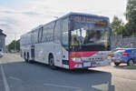 Setra S 400er-Serie von Postbus (BD-15453) als Linie 131 am Bhf.