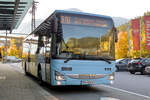 Iveco-Irisbus Crossway von Postbus (BD-16923) als Linie 318 an der Hst. Imst-Pitztal Bahnhof. Aufgenommen 10.10.2025.