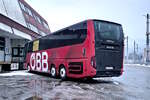 MAN Lion's Coach von Postbus (BD-12201) als Schienenersatzverkehr f�r die Unterinntalbahn, abgestellt am Frachtenbahnhof Innsbruck. Aufgenommen 9.1.2026.