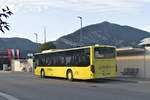 Setra S 400er-Serie NF von Lanzinger Busreisen (KU-668UC) am Bahnhof Brixlegg.