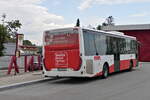 Iveco-Irisbus Crossway (RI-FK250) als Linie 886 an der Haltestelle Ried i. I. Bahnhof Busterminal. Aufgenommen 30.5.2023.