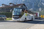 Setra S 516 HDH von Brisnik Bus als Schienenersatzverkehr f�r die Arlbergbahn in �tztal-Bahnhof.