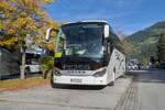 Reisebus Setra S 500er von Fechtig als Schienenersatzverkehr f�r die Arlbergbahn am Bhf. �tztal. Aufgenommen 8.10.2025