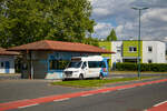 Jennersdorf. Die Linie B27 zwischen Güssing und Jennersdorf wird mittels Sprintern bedient. Ein Fahrzeug erreich hier gerade die Station Jennersdorf Schulzentrum.