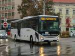Graz. Einer der wenigen Iveco Evadys beim ÖBB Postbus in Graz, ist hier am 03.11.2021 am Dietrichsteinplatz zu sehen.