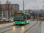 Graz. Am 26.11.2021 konnte ich Wagen 89 der Graz Linien auf der neuen Linie 65 am Jochen-Rindt-Platz ablichten.