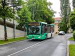 Graz. Die Autobuslinie 35 zwischen Jakominiplatz und Don Bosco über Citypark, wird mit Sommer 2023 eingestellt. Den verregneten 13.05.2023 nutzte ich um Fotos von dieser Linie zu machen, wo nur ein Umlauf eingesetzt wird. Am besagten Tag war das der Dr. Richard Citaro 2 K mit der Wagennummer 1080, hier kurz vor dem Citypark.