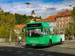 Graz. Der Cabrio-Bus mit der Wagennummer 3, welcher aus einem MAN SL 200 besteht, ist hier am 22.09.2023 auf Sonderfahrt auf der Hauptbrücke zu sehen.