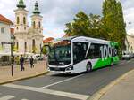Graz. Am 22.09.2023 wurde das Projekt  move2zero  der öffentlichkeit präsentiert, bei welcher ein Wasserstoffbus von Hyundai und ein Batterieelektrischer Bus von MAN im Planeinsatz eingesetzt werden. Der MAN Lion's City 12E ist hier am Lendkai zu sehen.