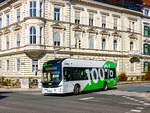 Graz. Wagen 940 der Graz Linien, ein Hyundai ELEC CITY Fuel Cell, ist hier am 20.03.2024 als Linie 39 bei der Haltestelle Wormgasse zu sehen.