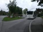 Recht Grün ist die Endhaltestelle der Linie O Allerheiligen.
Bus 835 steht am 13. September zur Fahrt ins Olympische Dorf durch die Innenstadt bereit.