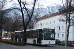 Wegen Straßenbahnbauarbeiten in Innsbruck in der Reichenauer Straße ist die Linie R der Innsbrucker Verkehrsbetriebe (Bus Nr.