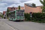 Ab Dezember 2025 werden die Linien 501-504 im Gro�raum Innsbruck mit elektrischen Bussen betrieben. Zu sehen ist ein MAN Lions e-City mit Fahrradtr�ger am Heck (SZ-142 TV) als Linie 501 in Innsbruck, Arzler Stra�e. Aufgenommen 2.6.2026.