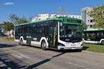 MAN New Lions City Hybrid von Dr. Richard (Bus 1464, W-3779LO) als Linie 266 an der Haltestelle Wien Siebenhirten. Aufgenommen 23.9.2022.