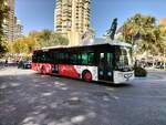 Avanza Benidorm 9163, Castrosua Magnus H LE 13 Hybrid (Scania K360H), EZ 07.2026, unterwegs als Linie 02 Richtung Rincon de Loix, in der Avenida del Mediterr�neo in Benidorm am 25.08.2026