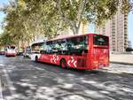 Castrosua Magnus H LE 13 Hybrid, Avanza Benidorm 9163, verl�sst die Haltestelle Avenida del Mediterraneo als Linie 02 in Richtung Rinc�n de Loix in Benidorm am 25.08.2026