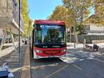 Castrosua Magnus H LE 13 Hybrid (Scania K360H B4x2LI), Avanza Benidorm 9170, wartet als Linie 52 an der Endhaltestelle Benidorm Centro am 29.09.2026.