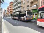 Noge Cittour LE, Wagen 242, Firma Costa Azul, bedient die Haltestelle Ramón Gallud als Pendelbus zum Flohmarkt in Torrevieja am 26.04.2024