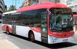 Avanza Torrevieja 9154, Irizar i3 LE (Volvo B8RLE), Baujahr 2014, ehem. Avanza Durangaldea 3264 Bizkaibus, unterwegs beim Playa de Los Locos als Linie A in Torrevieja am 08.06.2026