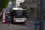 IVECO in Usti nad labem , die  Nicht-O-Busse  tragen normale Kennzeichen, hier 8U6 2173,hier der Bus nach Strazky, Haltestelle Mirove namesti, 26.04.2019 , 14:18 Uhr.