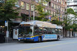 New Flyer Trolleybus E40LFR 2193, auf der Linie 14, unterwegs in Vancouver.