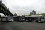 Bus United States of America (USA): Bus New York City (New York): New Flyer Industries XD40, Orion VII Original (Hybridbus) sowie General Motors (GMC) RTS (Rapid Transit Series) der Metropolitan
