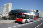 OC Transpo Ottawa (Stadtbus): Orion VII NG HEV, Wagennummer 5158 befährt die Mackenzie King Bridge.
