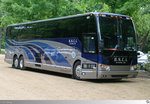 Prevost H 3/45  Bus Supply Charters, Inc. . Aufgenommen am 20. Mai 2016 in Lynchburg, Tennessee / USA.