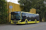 MAN Lions City Hybridbus 60 der AAGL, auf der Linie 72, fährt am 04.10.2025 Richtung Haltestelle Liebrüti.