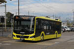 MAN Lions City Hybridbus 56 der AAGL, auf der Linie 83, f�hrt am 16.10.2026 zur Haltestelle beim Bahnhof Kaiseraugst.