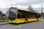 Mercedes Citaro 30, auf der Linie 60, wartet am 01.11.2025 an der Haltestelle in Bottmingen.