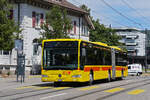 Mercedes Citaro 54 der BLT, auf der Linie 64, f�hrt am 06.07.2026 durch die Hauptstrasse Richtung Haltestelle Reinach Dorf.