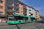 MAN Bus mit der Betriebsnummer 776 auf der Linie 34 fährt zur Haltestelle Binningen Kronenplatz.