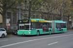 MAN Bus 761 auf der Linie 36 fährt zur Haltestelle am Badischen Bahnhof.