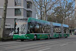 Hess Doppelgelenkbus 9103 fährt am 03.01.2023 mit der Fahrschule Richtung Bahnhof SBB: