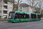 Hess Doppelgelenkbus 9107, auf der Linie 50, fährt am 18.03.2023 zur Haltestelle Brausebad.