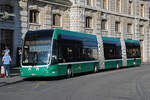 Hess Doppelgelenk Elektrobus 9104, auf der Linie 50, wartet am 10.08.2025 an der Endstation beim Bahnhof SBB. Aufnahme Basel.